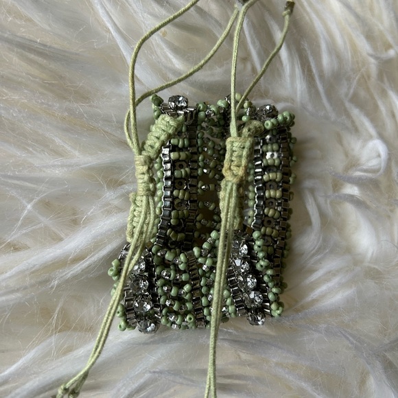 Very interesting adjustable bracelet! - Picture 5 of 9